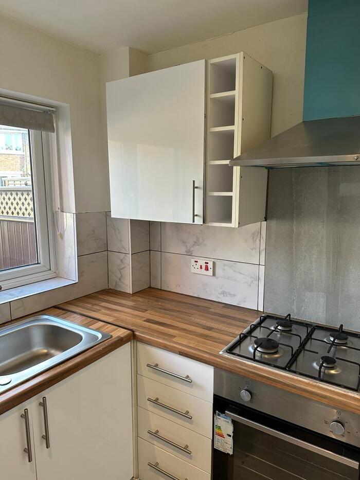 Cleaning Services in Camden Town, NW1 Easy Booking!