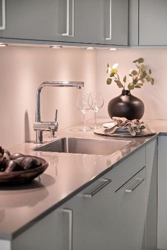 Modern kitchen cleaned by Samyx Cleaning for end of tenancy cleaning in Roehampton SW15